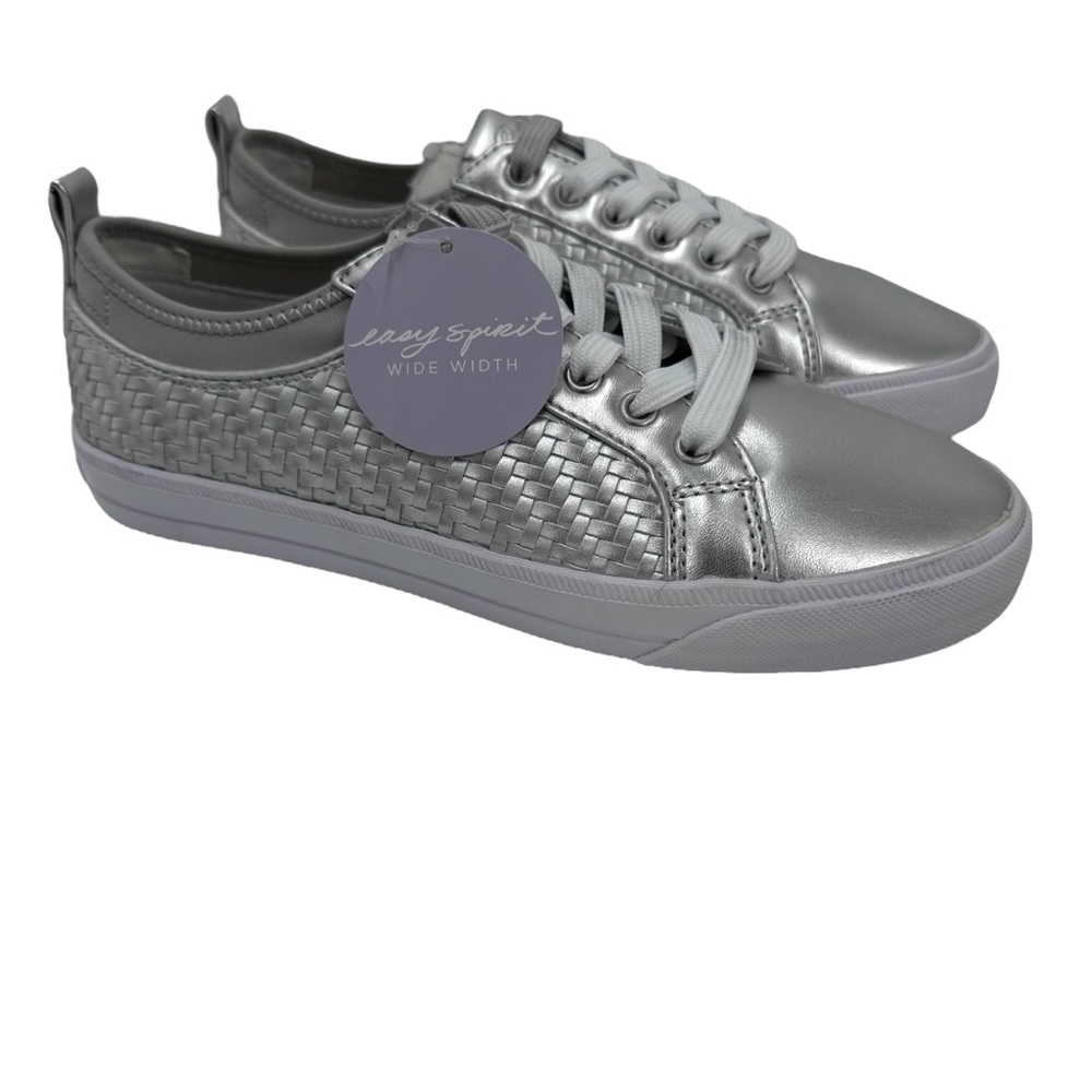 Easy Spirit Size 6.5 W Women Sneaker Silver Synthetic Wide Width Lace Up NWOB